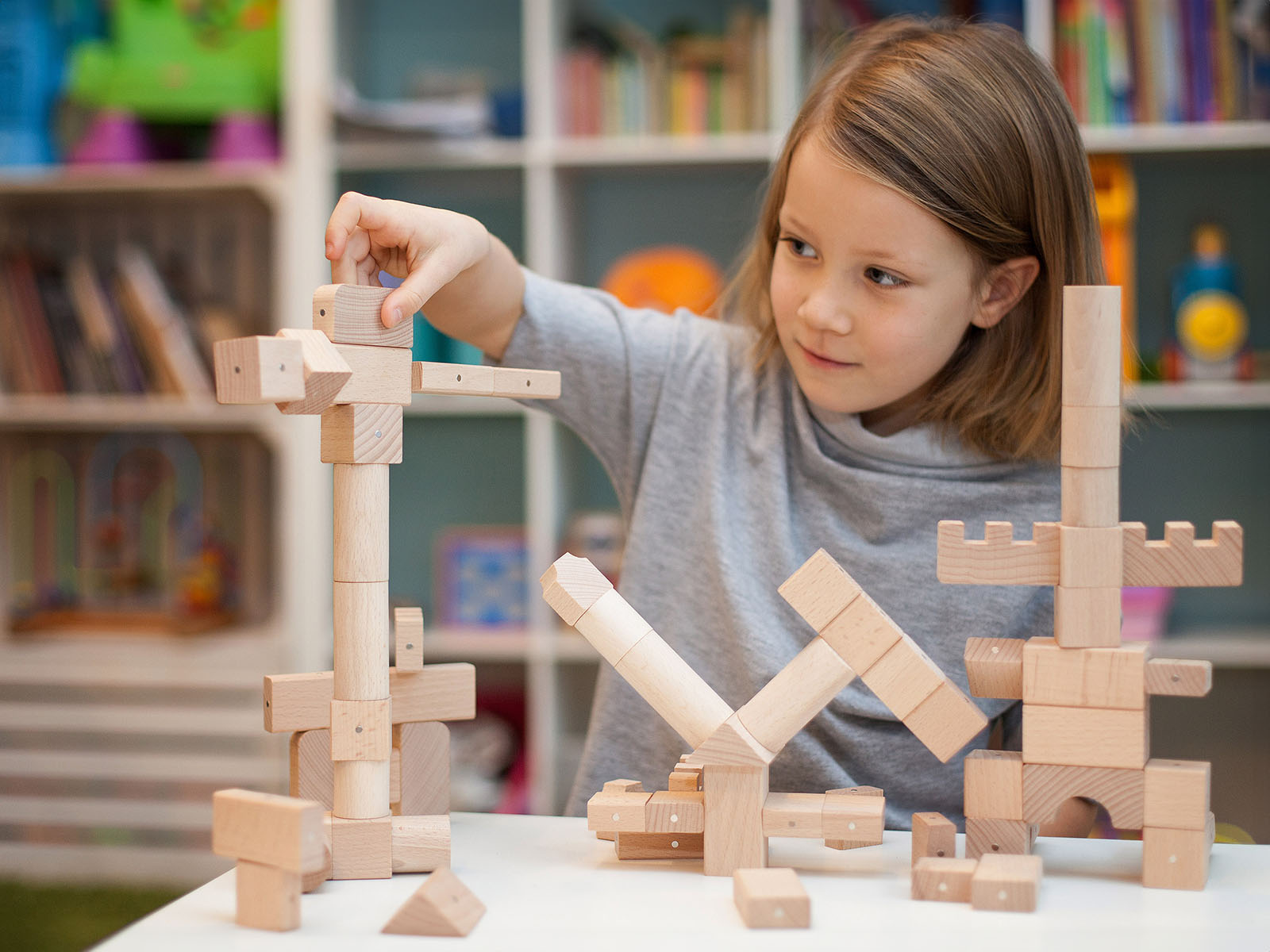 Kleine Magnetische Holzbauklötze (50 Stück)